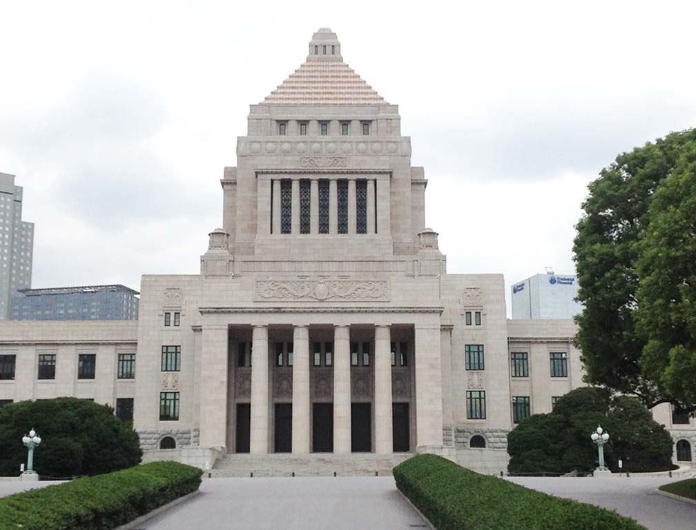 某政党の不織布バッグを製造致しました！