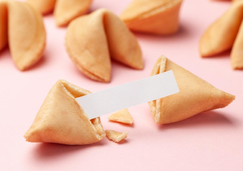 社内イベント用としてフォーチュンクッキーを製造いたしました！