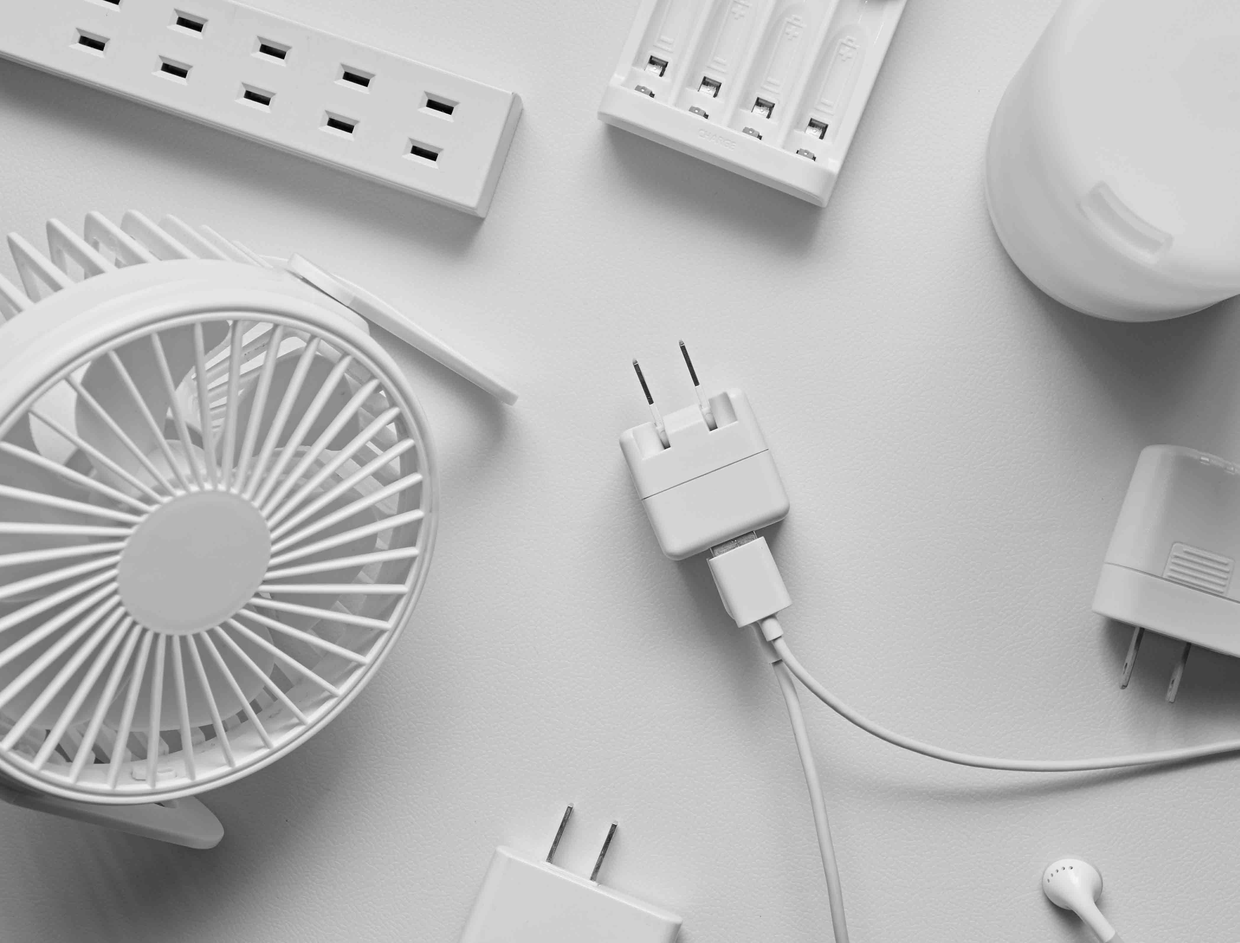 某家電メーカーのノベルティとしてモバイルバッテリーを製造いたしました！