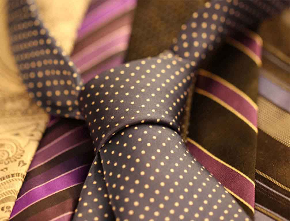 大手アパレル卸会社のネクタイ用不織布袋を製造致しました！