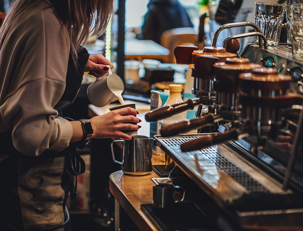 某コーヒーショップのノベルティとして不織布バッグを製造いたしました！